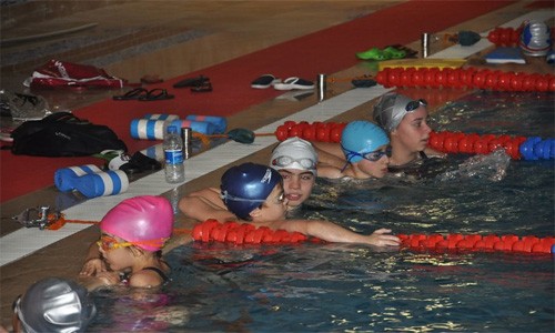 Denizkızı Yüzme Kulübü Ataşehir Anabilim Koleji Yüzme Havuzu
