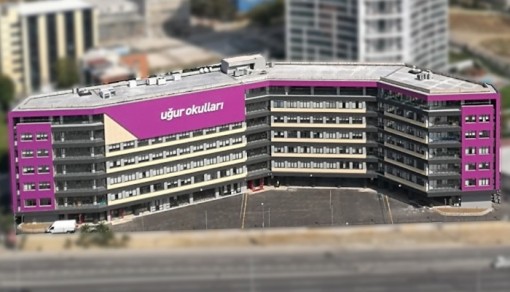 Uğur Okulları Kartal Anadolu Lisesi